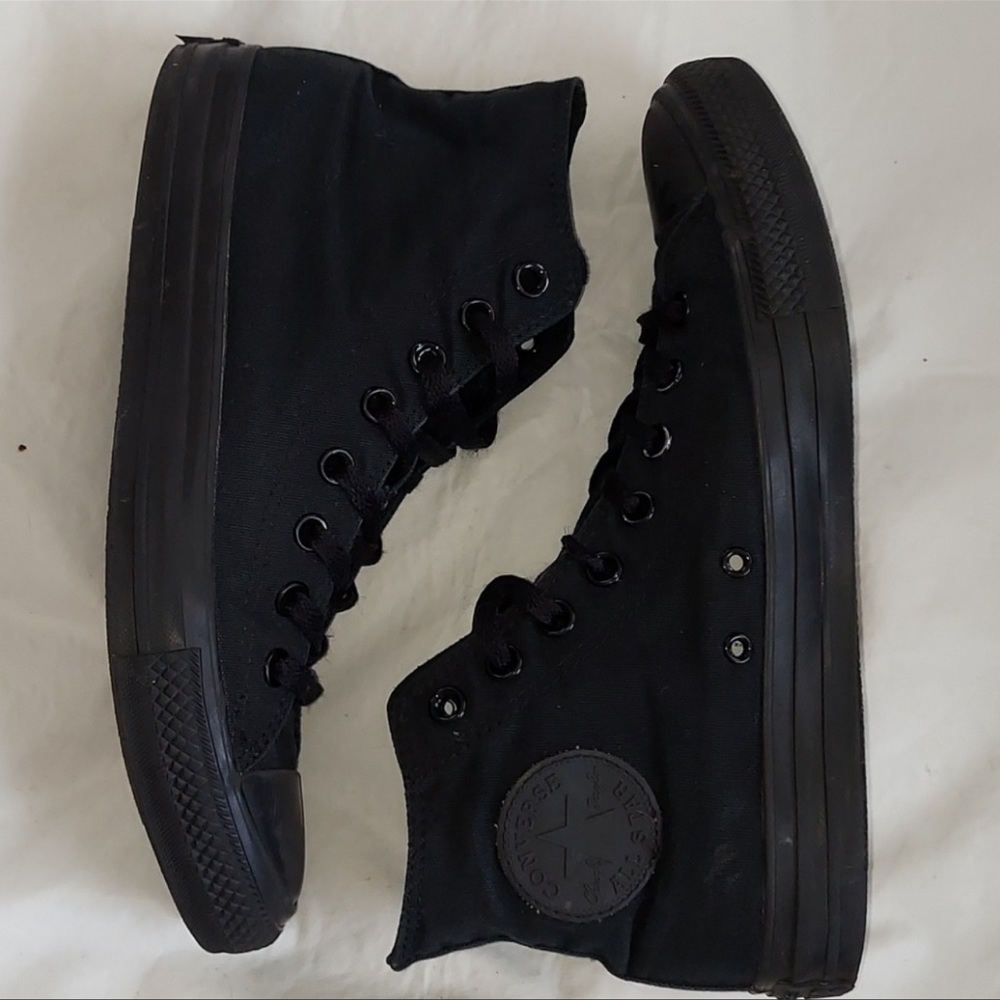 Triple Black Converse for Women or Men